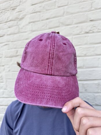 private label - vintage cap -  bordeaux - white embroidery